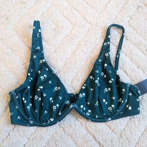Hollister Bikini Top - New with Tags